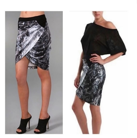 Helmut Lang Dresses & Skirts - Helmut Lang Silk Cellophane Print Draped Skirt